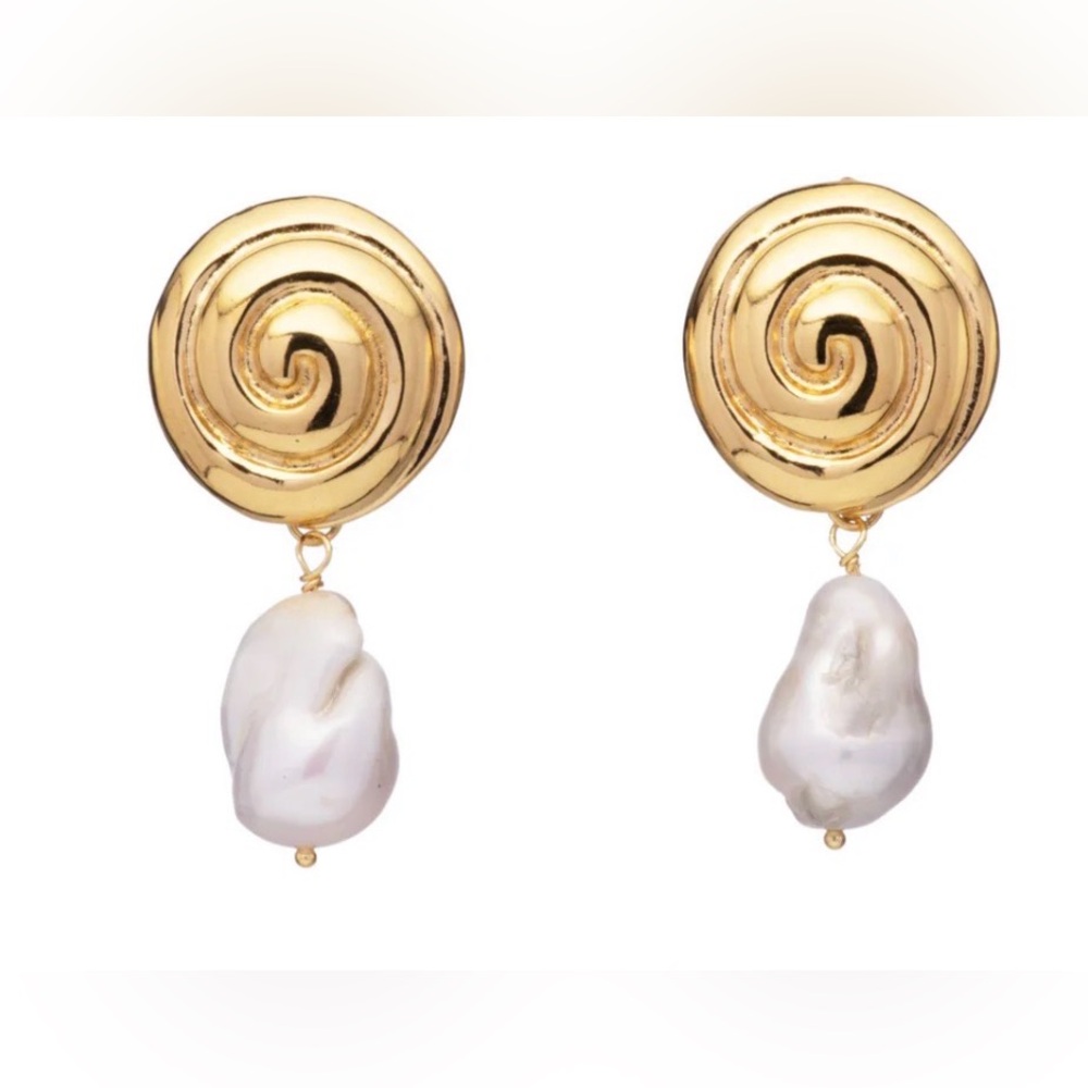 Mayamar Spiral Gold and luxurious‎ Pearl Swirl Earrings